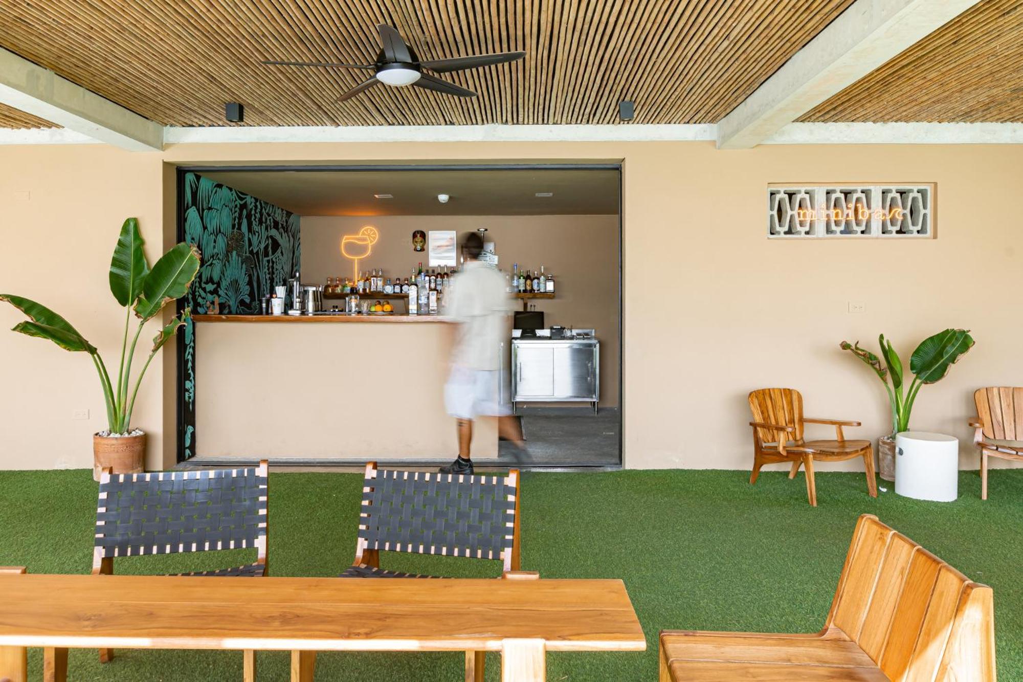 Wave House Aparthotel Ел Зонте Екстериор снимка